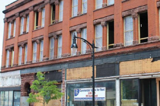 Lead paint safely removed with dry ice blasting