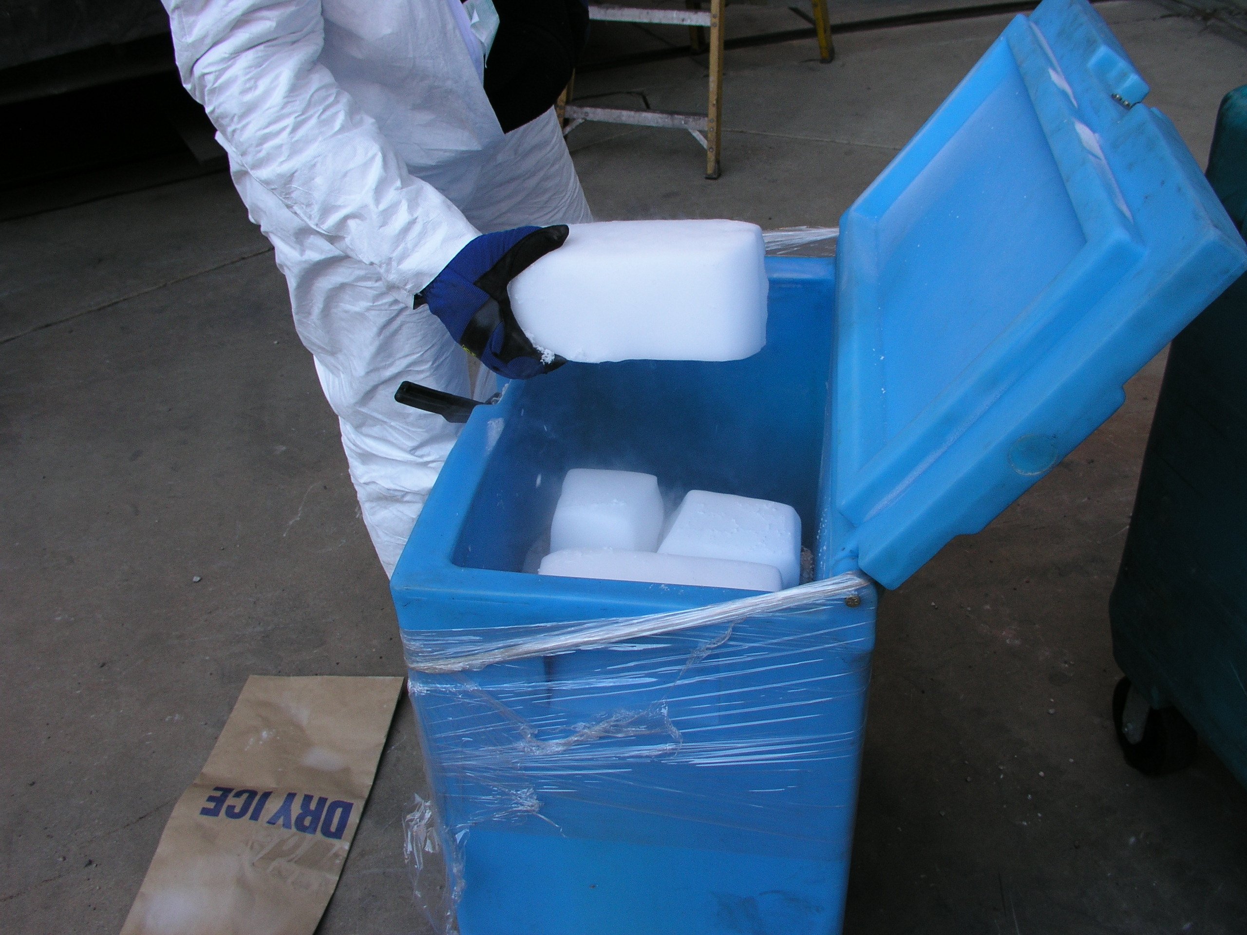 blocks of dry ice (2)